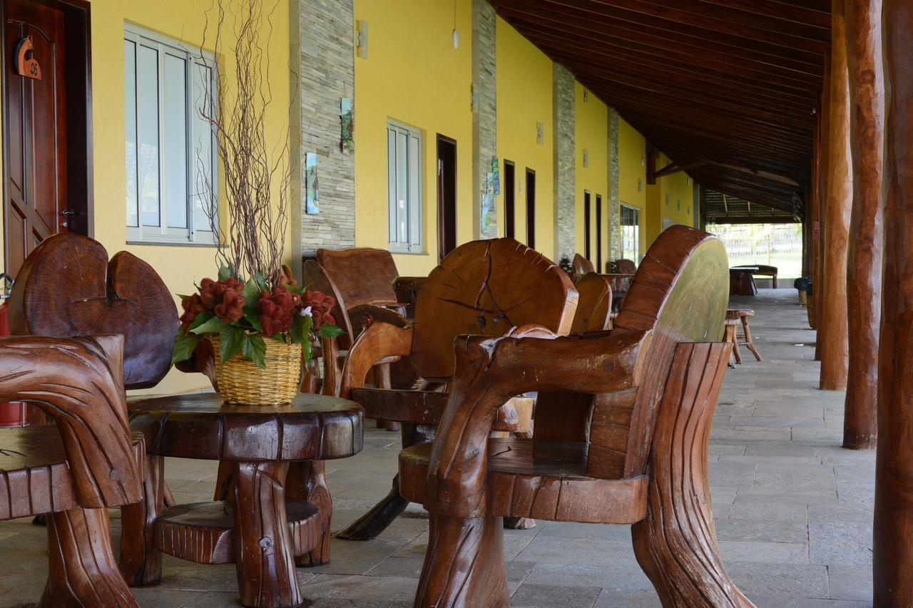 Pousada Haras Santa Rita Poconé Exterior foto